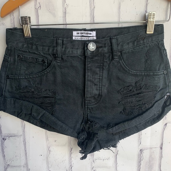 ONE Teaspoon Bandits Fox Black Denim Cut Off Short - Picture 3 of 7